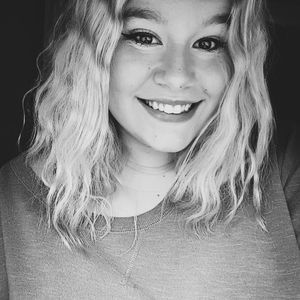 Meet your Posher, Marisa